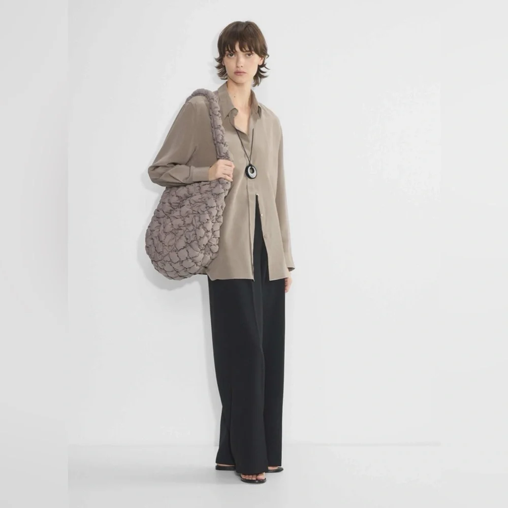 🤎 ARITZIA Curator Bigger Bag Puffer Hobo in Turner Taupe Brown